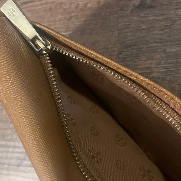 Tory Burch smartphone wallet - Picture 14 of 16